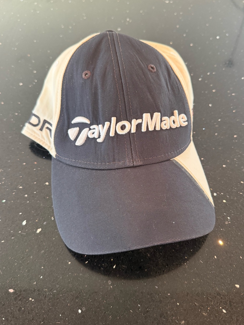 TaylorMade Black and Cream Performance Golf Hat